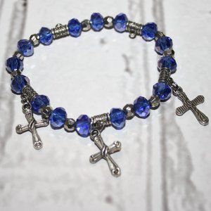 💙✨ Beautiful Blue Crystal + Silver Cross Charm Bracelet (7") ✨💙